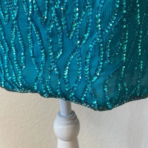 VINTAGE TEAL SEQUIN SPARKLY SHIFT DRESS.‎ Size 6 - Picture 4 of 10
